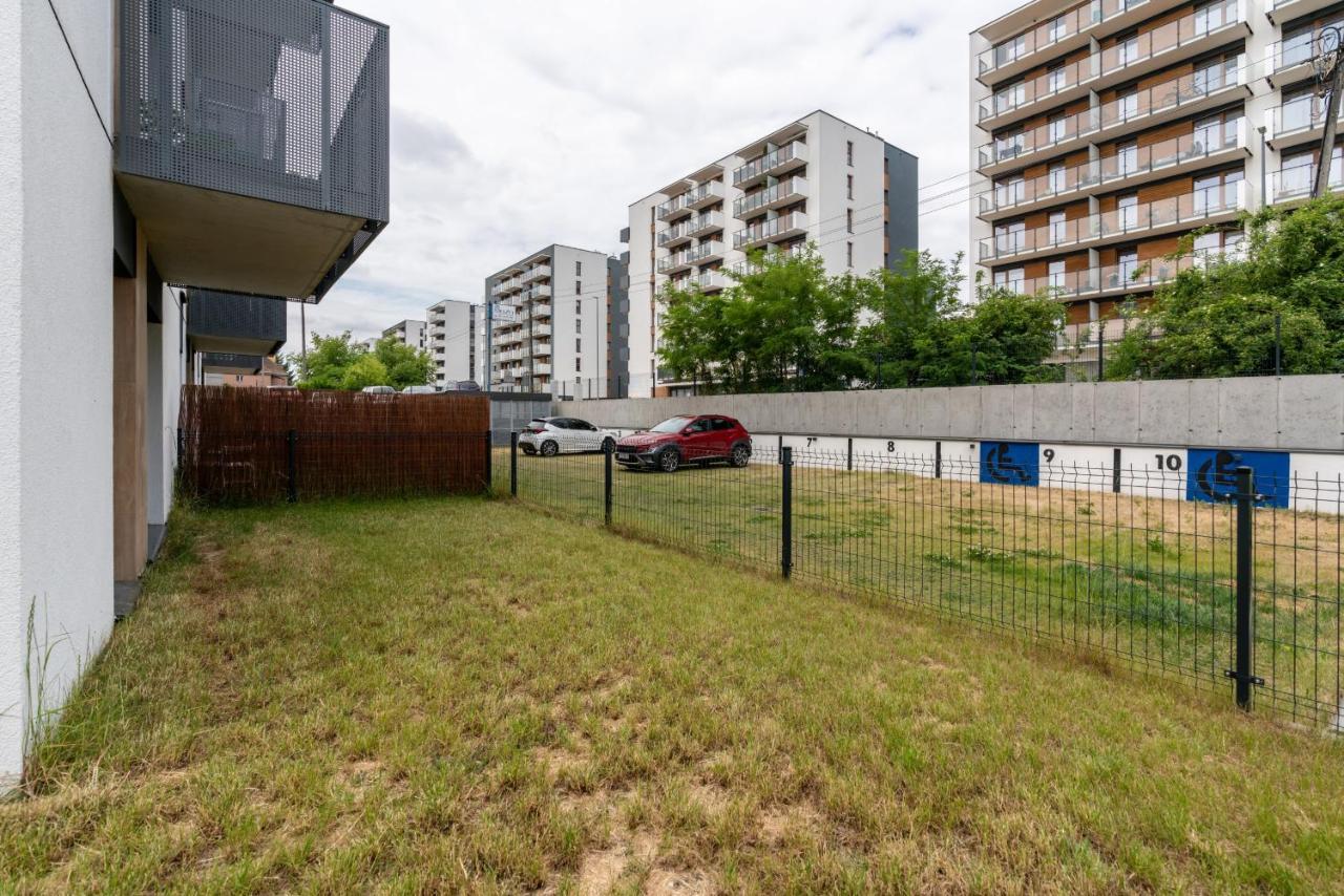 Apartments With Garden Dmowskiego 81 By Noclegi Renters Poznań Exterior foto